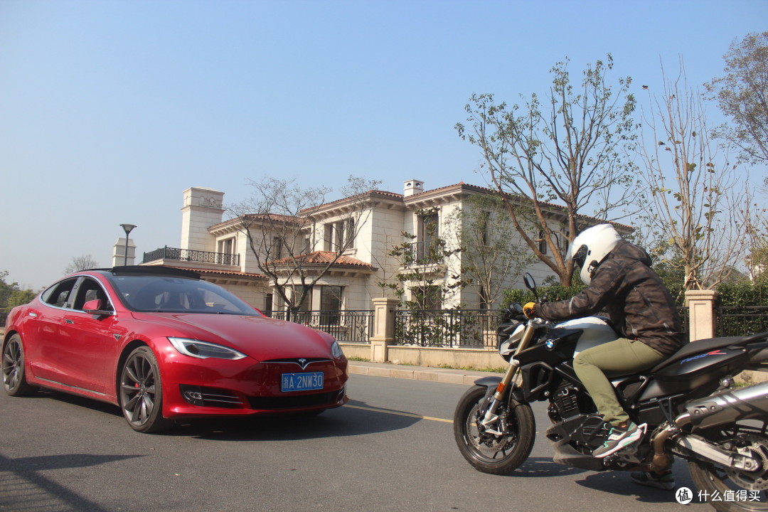 机车男与电动怪兽的偶遇 —— Tesla Model S/X 简评