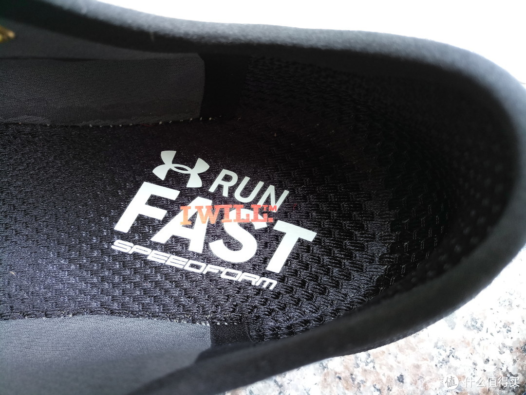 全面掌控 脱颖而出——UNDER ARMOUR 安德玛 SpeedForm系列 跑鞋 评测