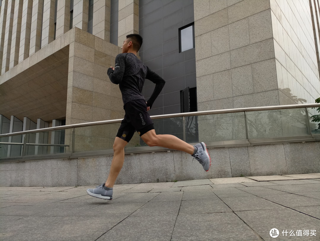 全面掌控 脱颖而出——UNDER ARMOUR 安德玛 SpeedForm系列 跑鞋 评测