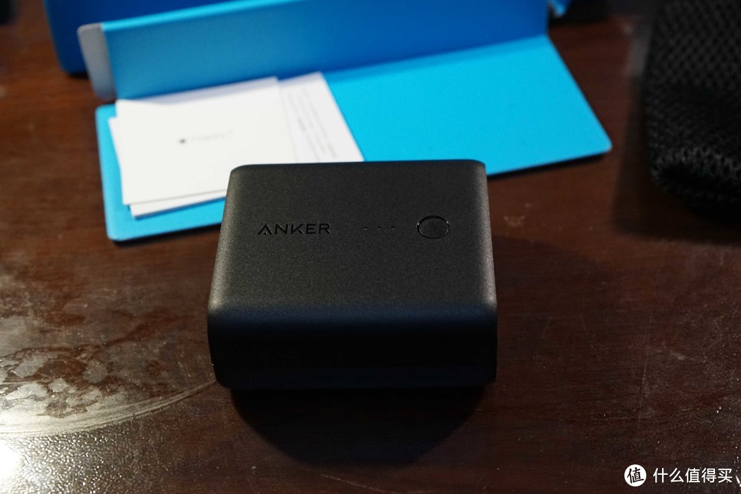 差旅神器！体验Anker PowerCore Fusion充电套装！