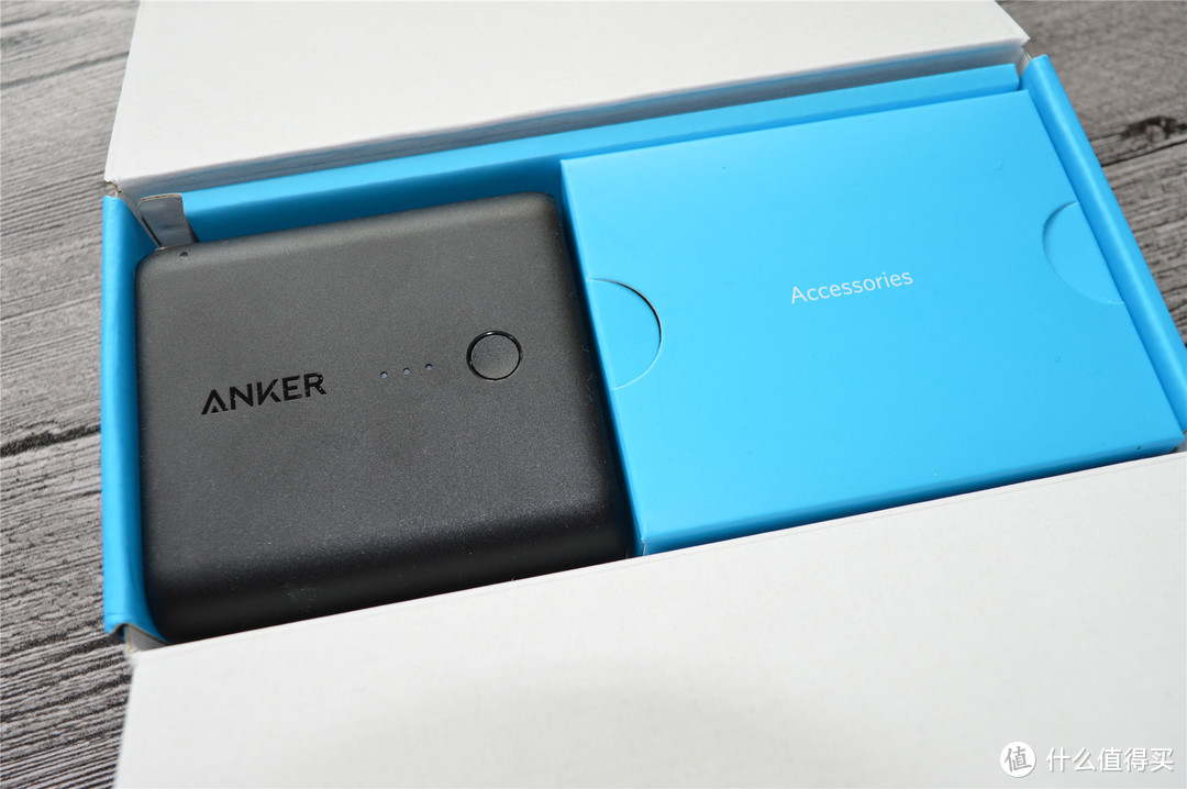 当充电器和充电宝合体之后，Anker PowerCore Fusion超极充套装轻评测