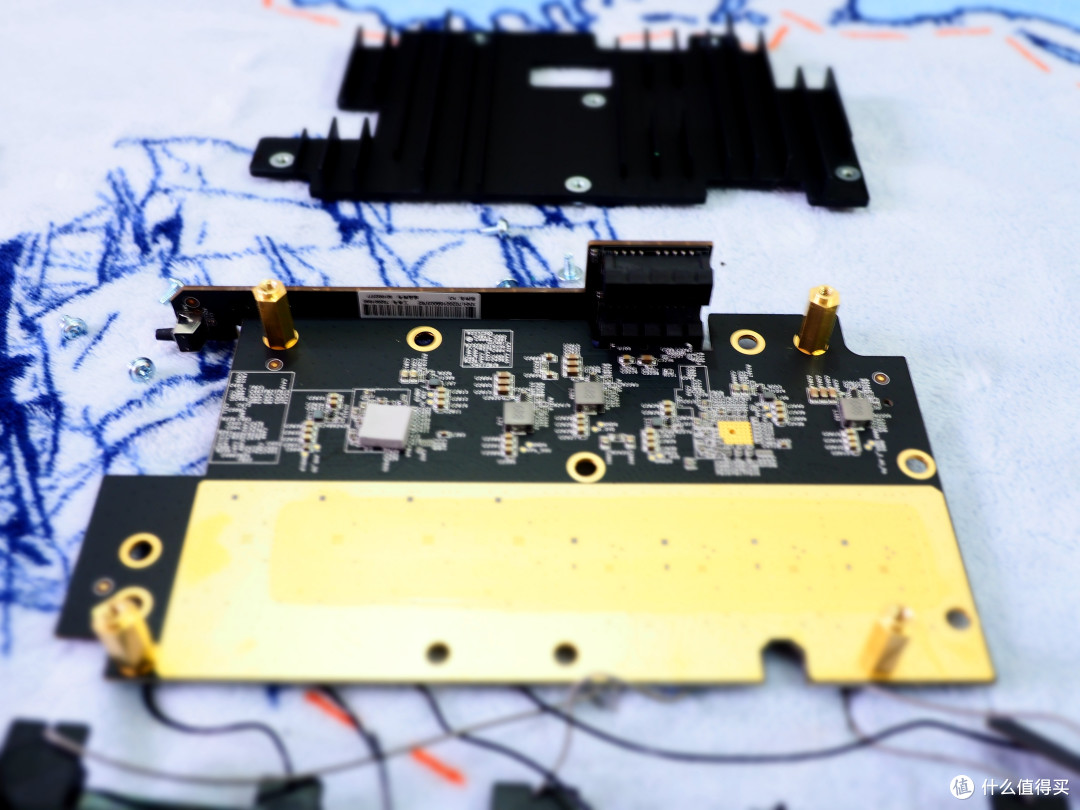 双持 斐讯K3 智慧家庭路由器——详尽拆解模式 与 AP中继威力通通都有