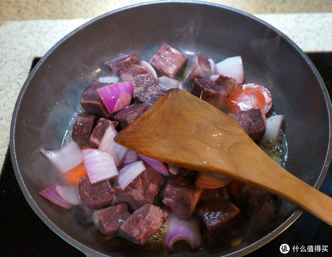 十一道锋味法餐，从头盘到汤羹到主菜到甜点，一步步带你进入彼洋美食的世界