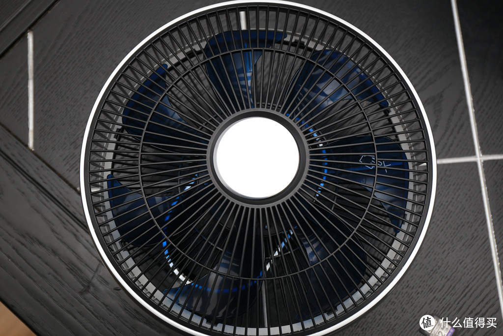 和空调一个价的风扇是怎样的一种体验--莱克F501智能空气调节扇评测