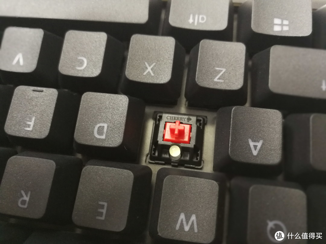 以樱桃之名为悦米机械键盘正名，来自悦米机械键盘cherry版的（轻众测）