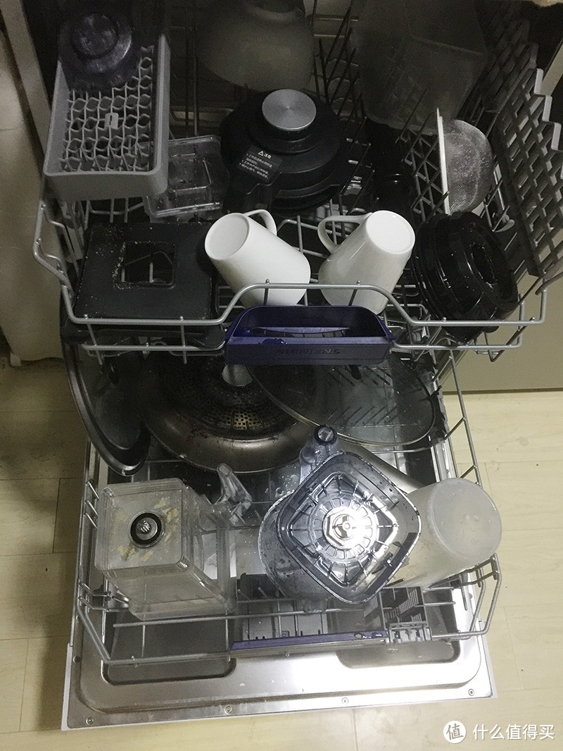 做一次测试 所有的配件都放进洗碗机清洗 一次搞定