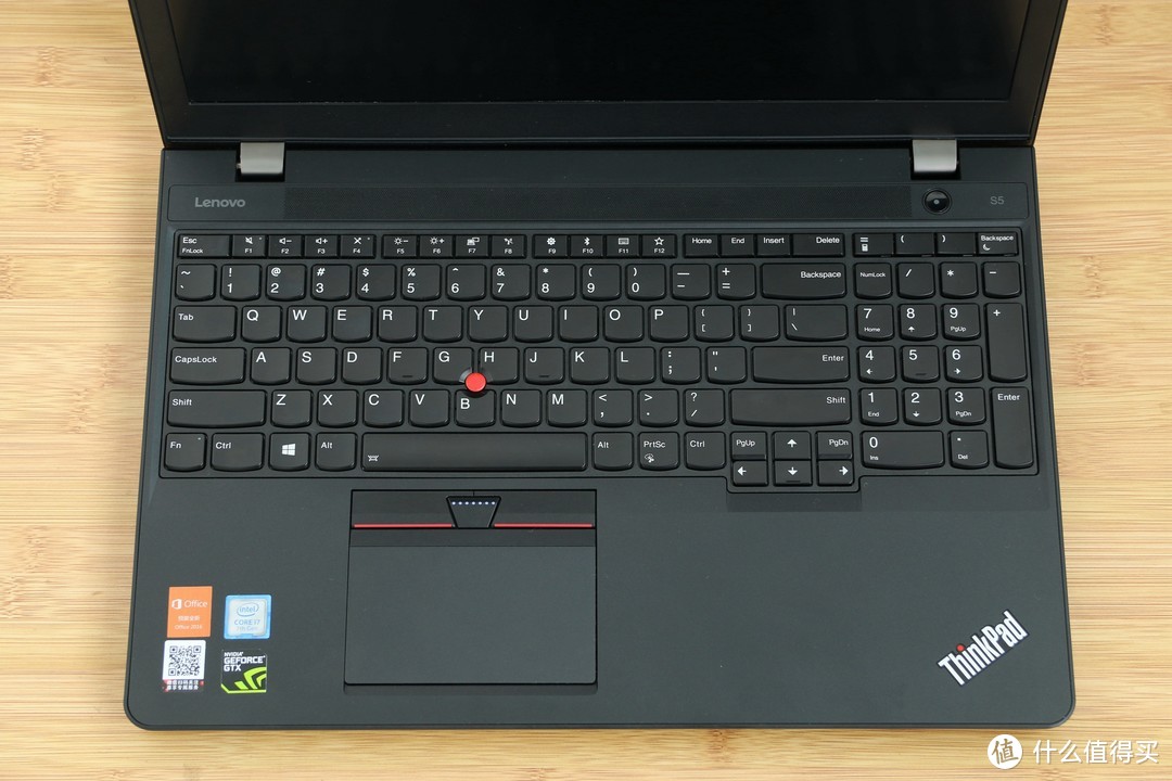 略带游戏味儿的“商务本”——ThinkPad 黑将2017使用体验