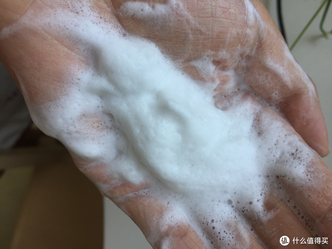 休养肌肤的好伙伴——ARSOA 安露莎 日本手工皂洁面皂 小白皂 众测报告