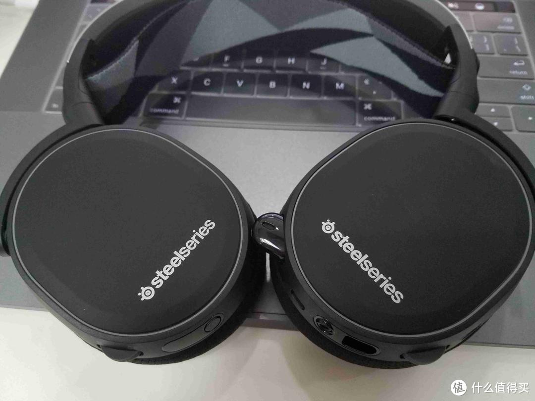 西伯利亚后的寒潮——SteelSeries 赛睿 Arctis 赛冰7 电竞耳机众测报告