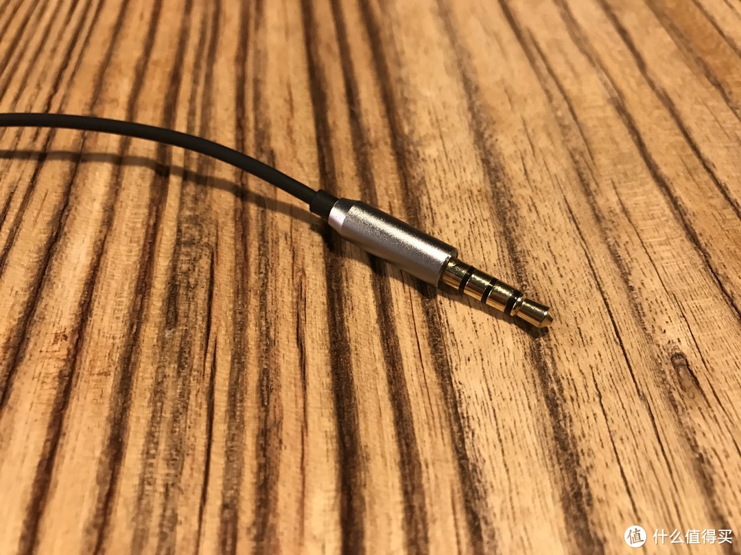 Hello Ear ARC 舒适定制耳机——舒适自然，但不尽完美