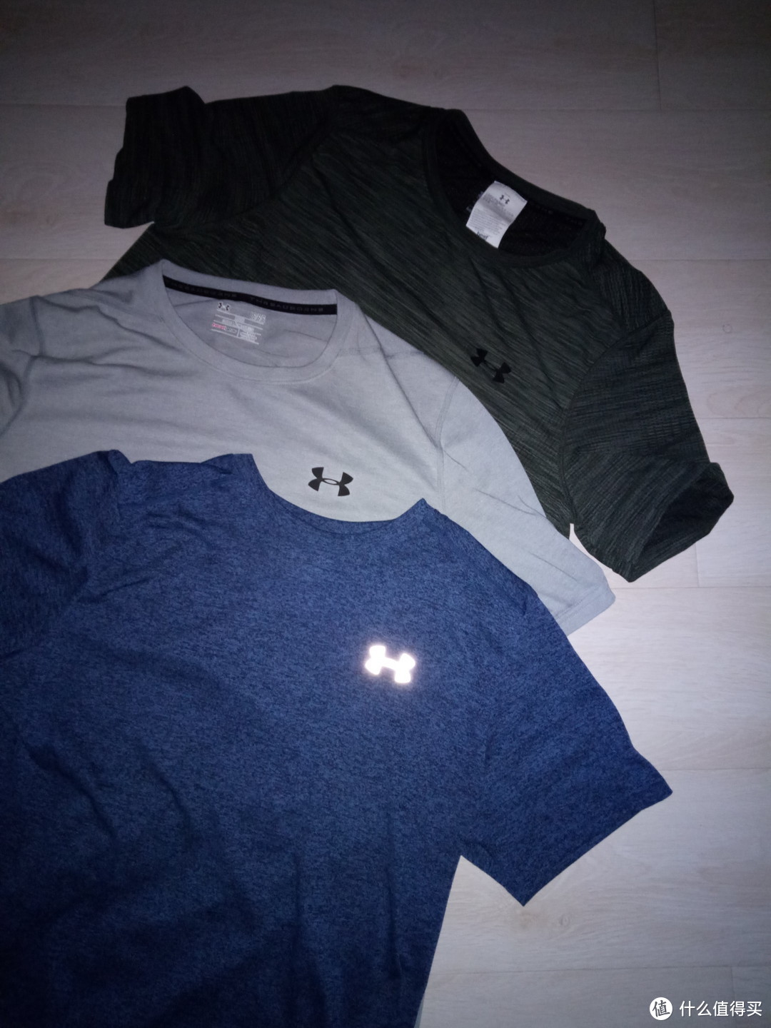 同种科技，不同侧重，伴我们度过挥洒汗水的夏天——UNDER ARMOUR THREADBORNE系列男士T恤套装测评报告