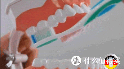升级后换了个颜值瞬间高大上的巴医生旅行装牙刷