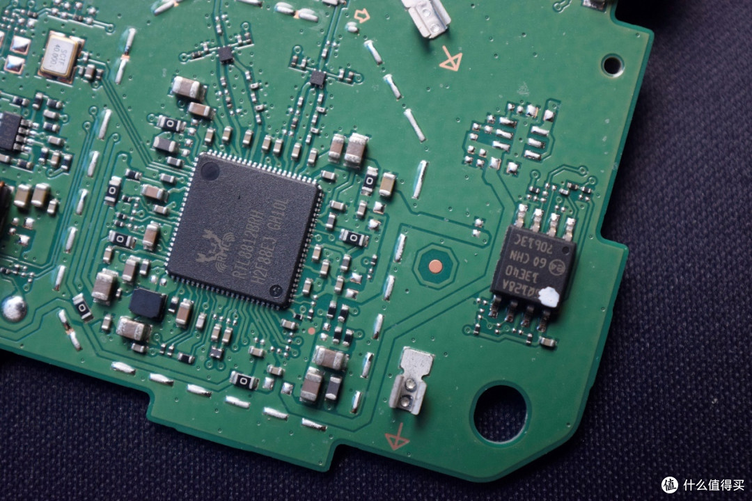 内置天线双频合一可远程控制的荣耀路由x1增强版附拆解