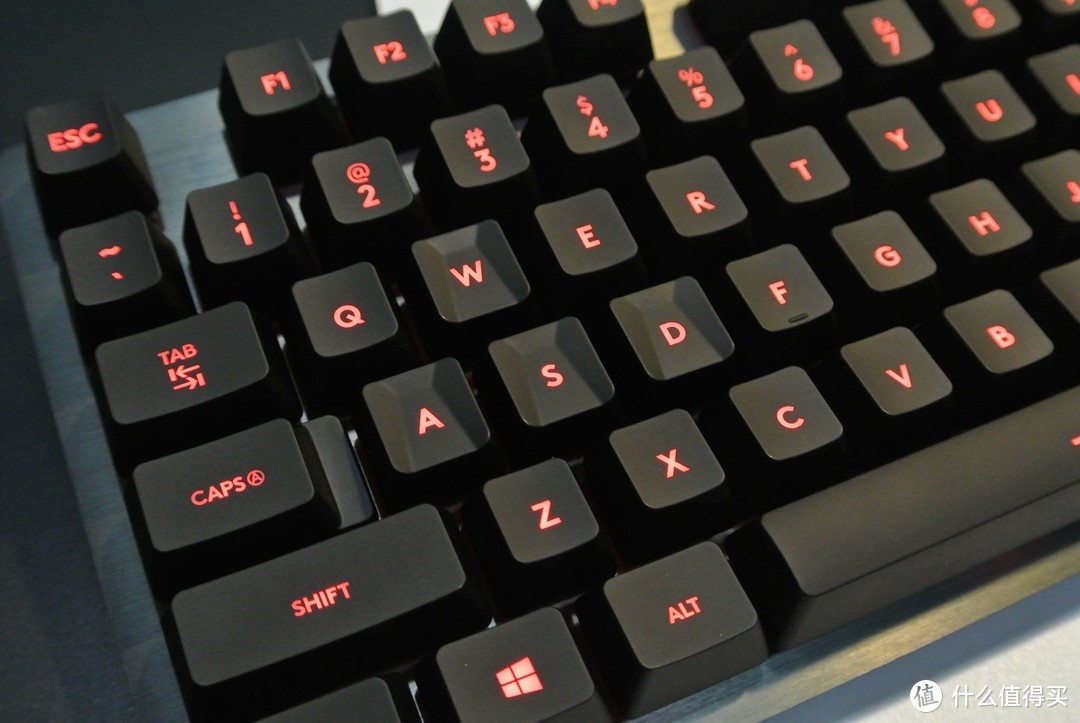 静！速！办公宿舍神器罗技G413游戏机械键盘体验