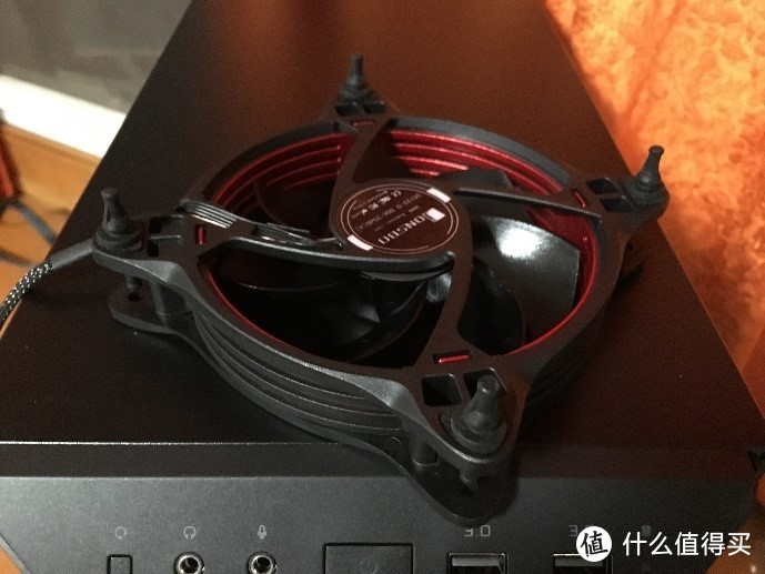 轻众测-酷冷至尊 MasterBox Lite5（睿） 中塔式侧透机箱