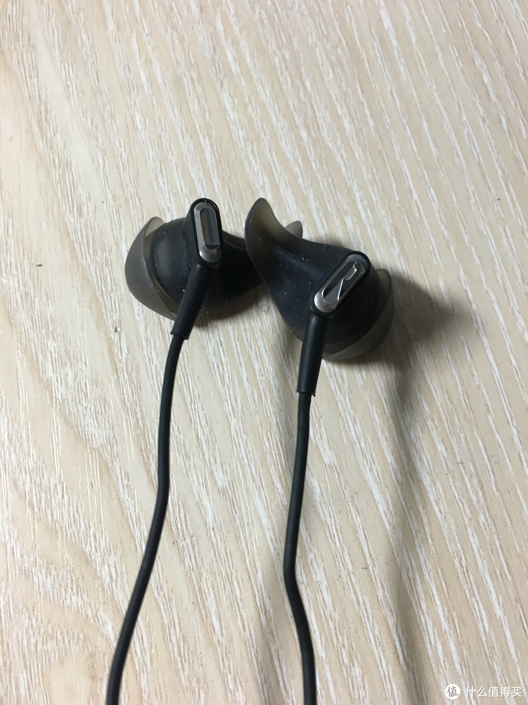 另辟蹊径的定制耳机------HelloEar ARC 耳机评测