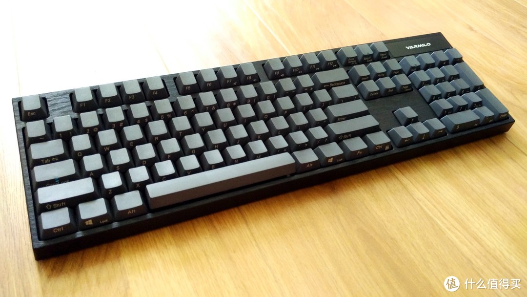 手指马杀鸡阿米洛黑轴键盘