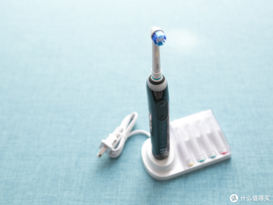 飞利浦钻石用户眼中的Oral B iBrush 9000 plus 3D声波电动牙刷：原来刷牙是件这么细致的事儿