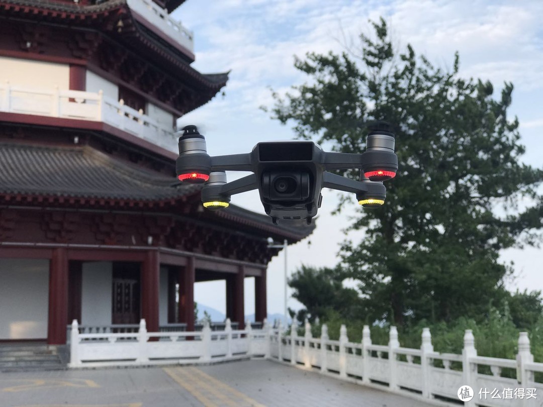 大疆！你真的不打算给其他厂家留条活路吗？？？-到底买不买，DJI SPARK 晓 无人机全方位体验&解惑