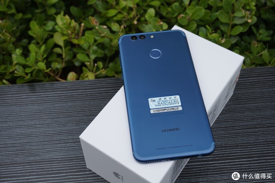 小姐姐带你体验高颜值自拍新秀——HUAWEI nova 2 Plus