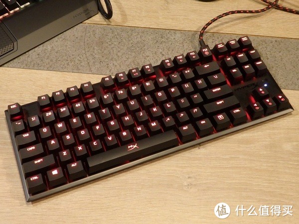 大男孩的小玩具(四)——金士顿HyperX Mars RGB机械键盘评测