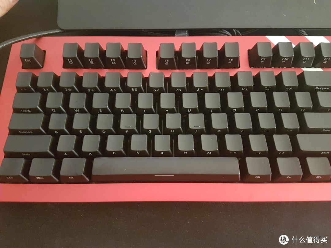 够秀吗?黑爵ak60 rgb银轴机械键盘