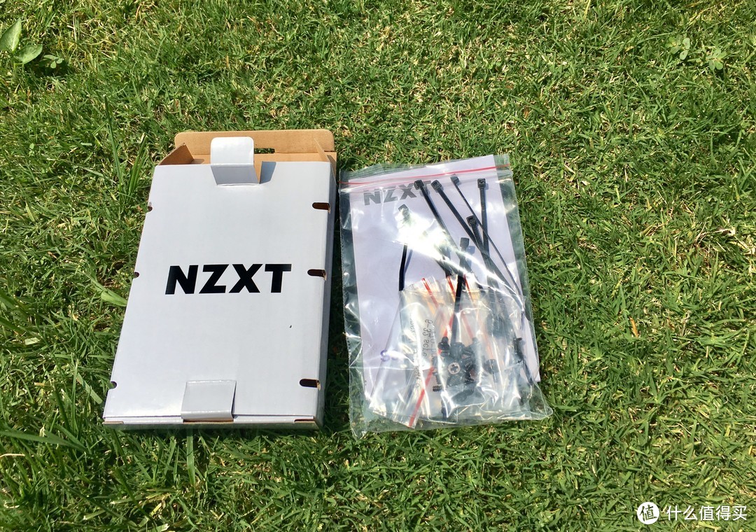 在这炎炎夏日，也给老硬件换个新家 — NZXT. 恩杰 S340 中塔式侧透机箱