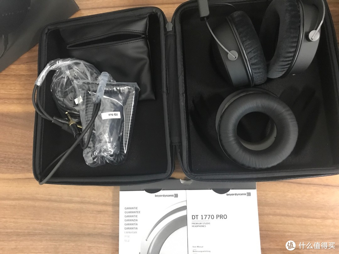 夏天太热，听说音乐也分冷暖，拜亚冷声能降温？ — beyerdynamic 拜亚动力 DT1770 PRO 头戴式耳机 开箱