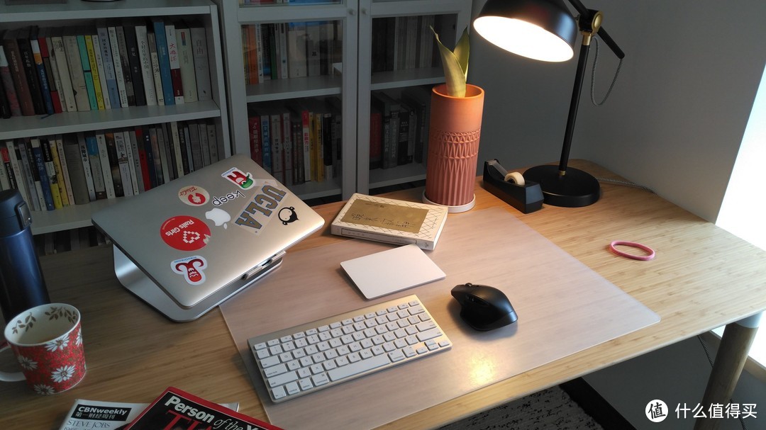 一个极简主义者的桌面：输入设备、音响及其它
