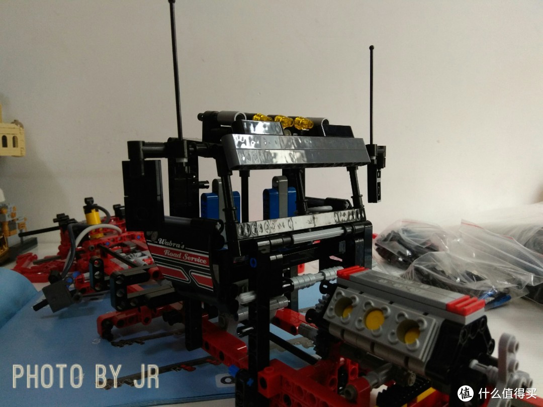 擎天柱，就决定是你了！ LEGO 科技组8285 A模式重型美式拖车