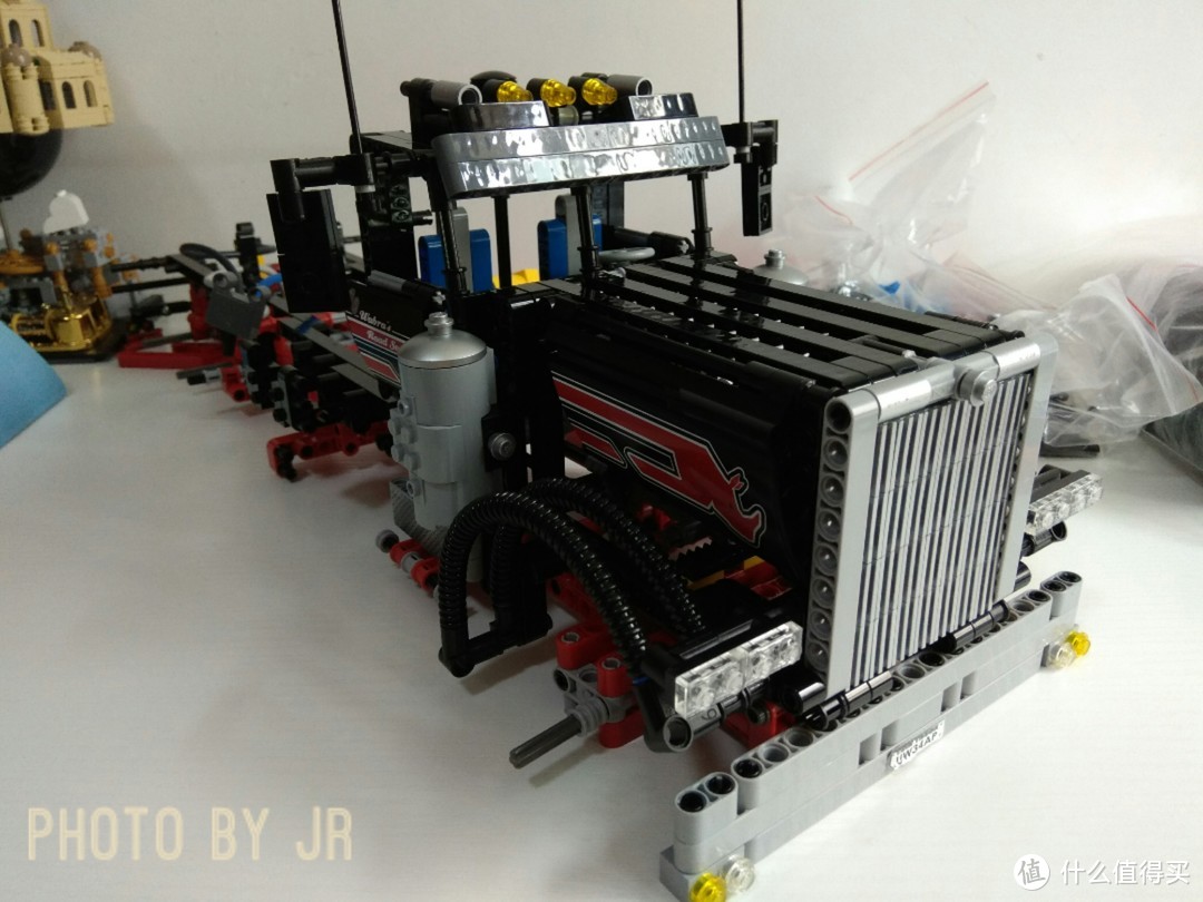 擎天柱，就决定是你了！ LEGO 科技组8285 A模式重型美式拖车