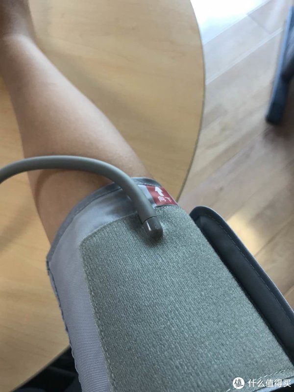 为爸妈献爱心 - yuwell 鱼跃 YE680A 上臂式电子