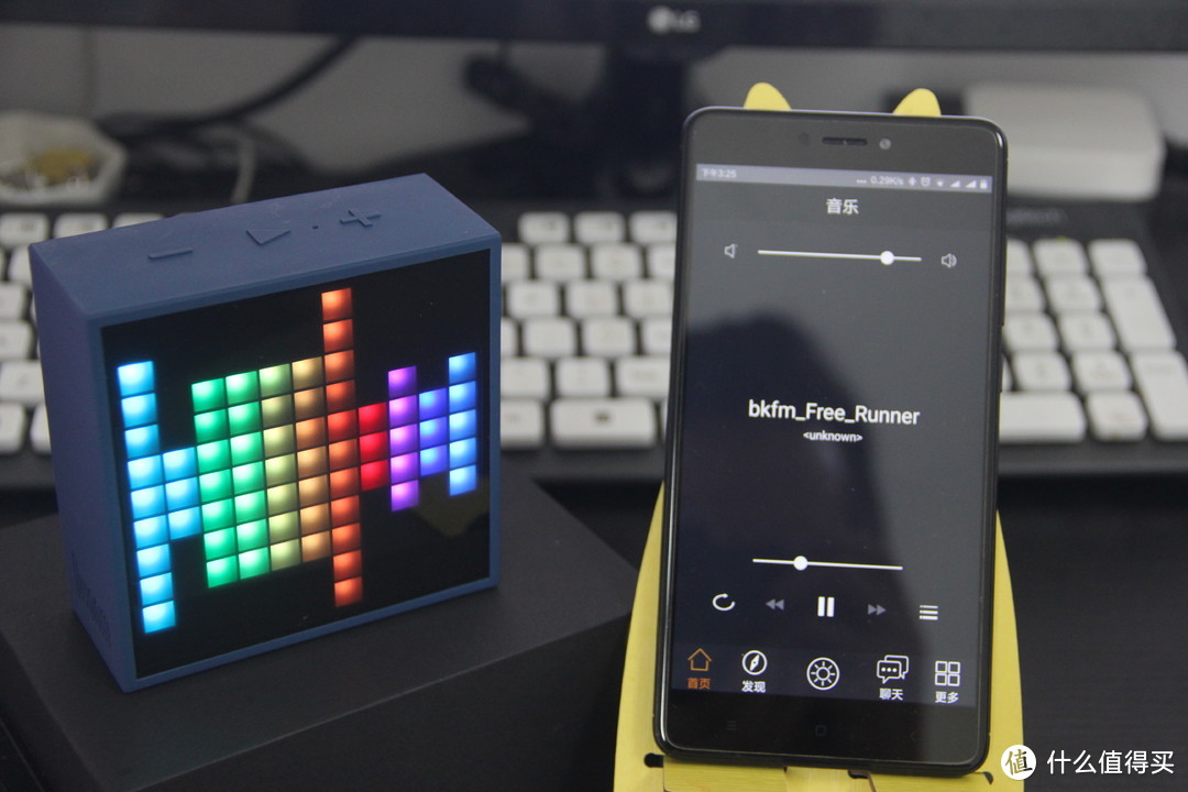 震惊！一个LED画板竟然是音响+闹钟+游戏机！有图有真相！Divoom Timebox mini像素蓝牙音箱测评