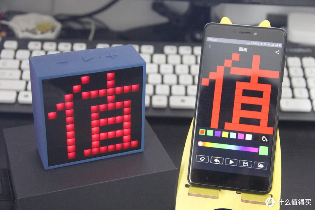 震惊！一个LED画板竟然是音响+闹钟+游戏机！有图有真相！Divoom Timebox mini像素蓝牙音箱测评