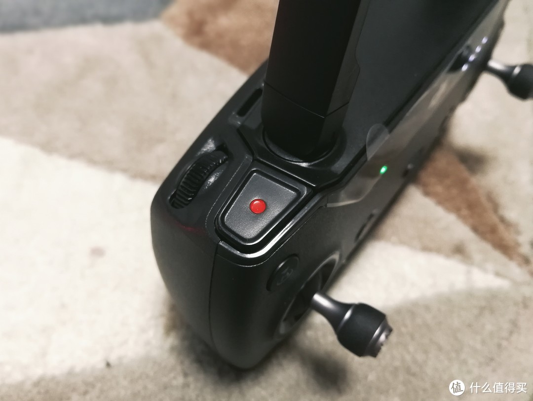 大疆！你真的不打算给其他厂家留条活路吗？？？-到底买不买，DJI SPARK 晓 无人机全方位体验&解惑