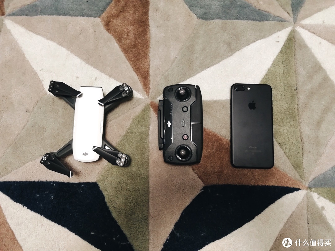 大疆！你真的不打算给其他厂家留条活路吗？？？-到底买不买，DJI SPARK 晓 无人机全方位体验&解惑