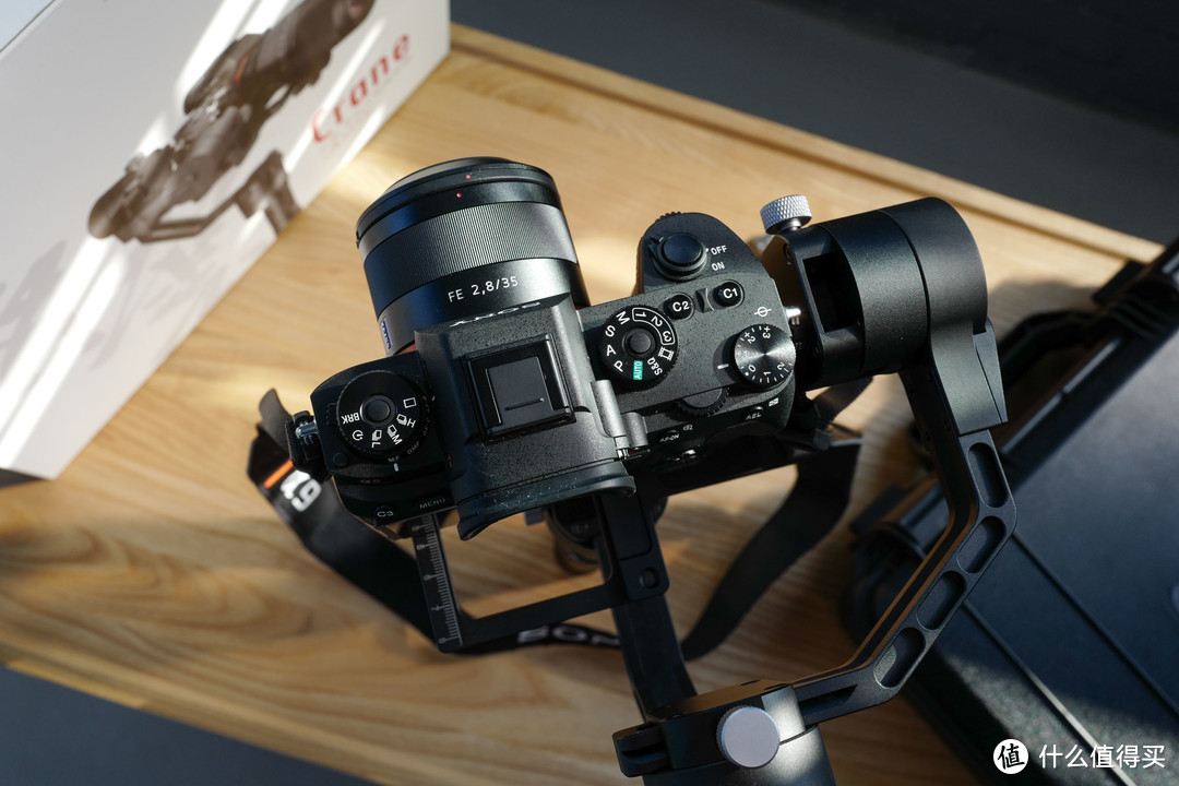 SONY 索尼  A9 相机拍片搭档-智云 CRANE 三轴稳定器 开箱（附实拍夜摄视频）