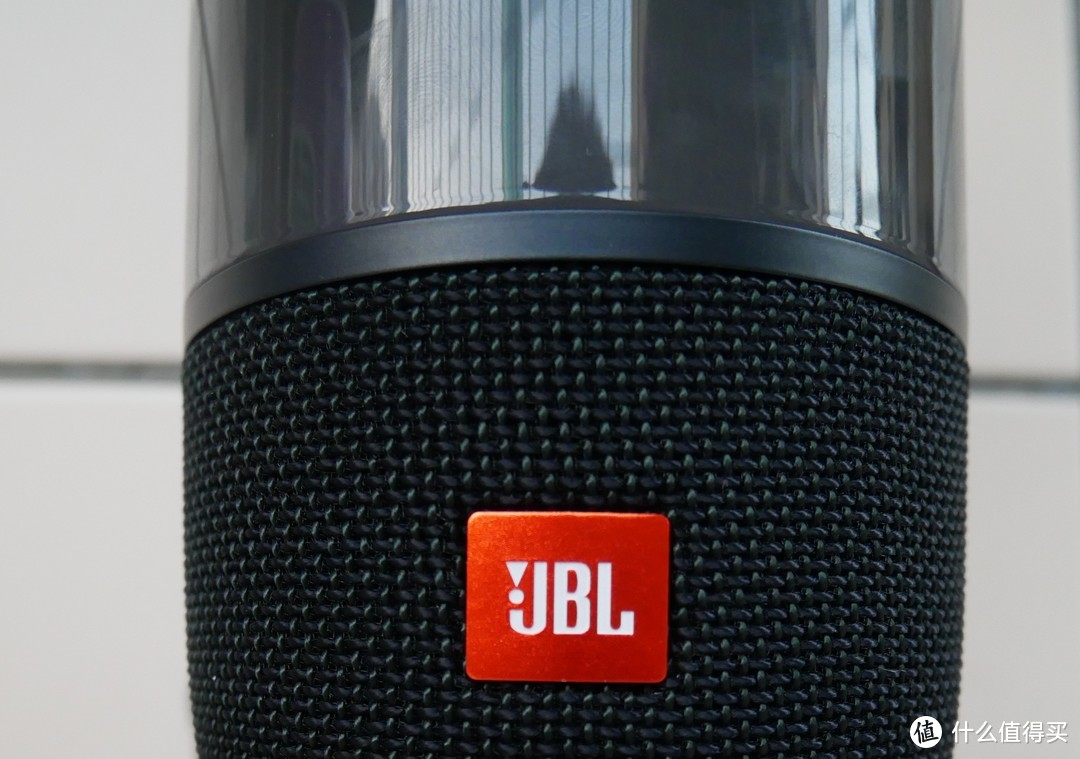 #本站首晒#看的见的声音 — JBL Pulse 3蓝牙音箱开箱+灯光展示