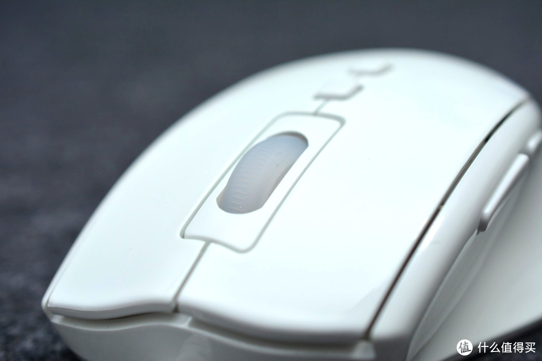 一只奇特的大白鼠 — QPAD 酷倍达 OM-75 游戏鼠标开箱