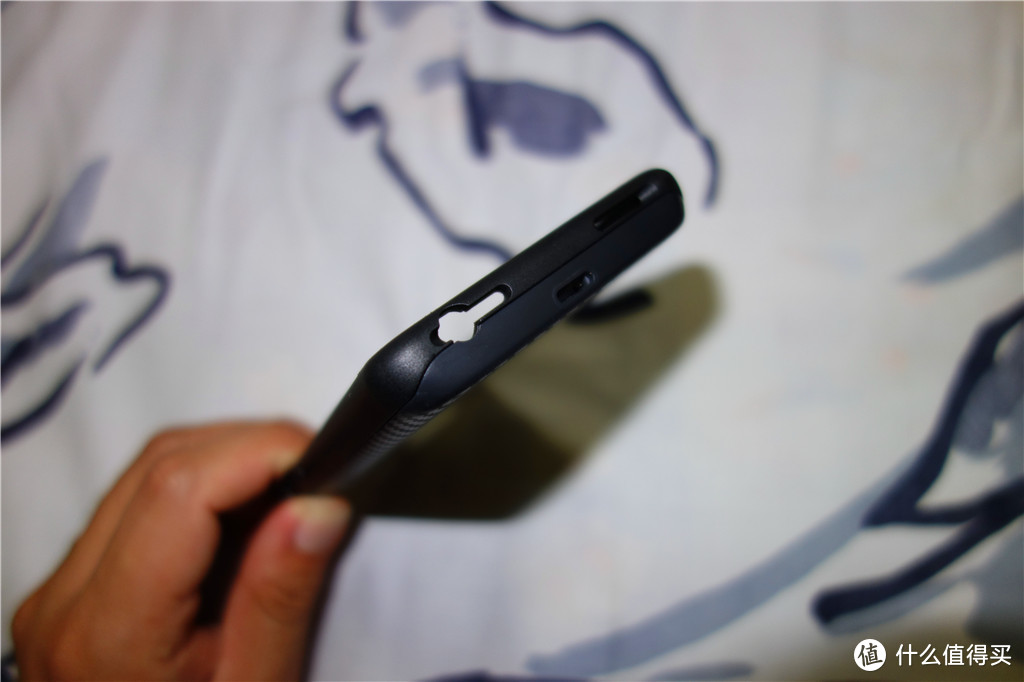 苹果的续命马甲 — 诺库 iPhone 6背夹电池 2500mAh 小晒