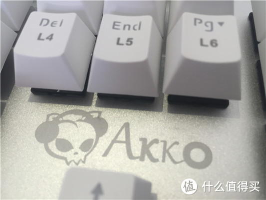 人生首次入手机械键盘开箱简评：Akko 艾酷  AKS104时空背光机械键盘