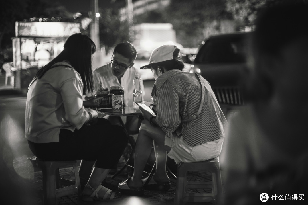 平民夜神：Voigtländer 福伦达 NOKTON 50/1.1 镜头