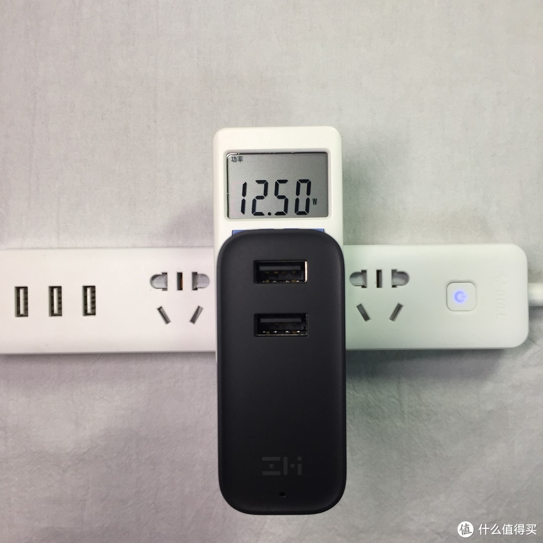 ZMI 紫米 双模智能充电器+充电宝 上手详评