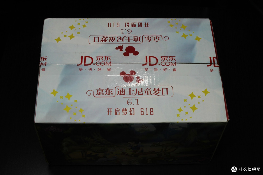 体积小、重量轻、参数强大：SONY 索尼 A6300 APS-C画幅 微单相机