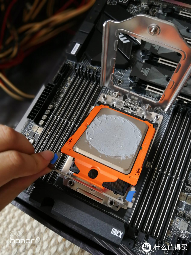 阔别多年的A饭情怀： AMD 锐龙 Threadripper 1950X 套装开箱体验