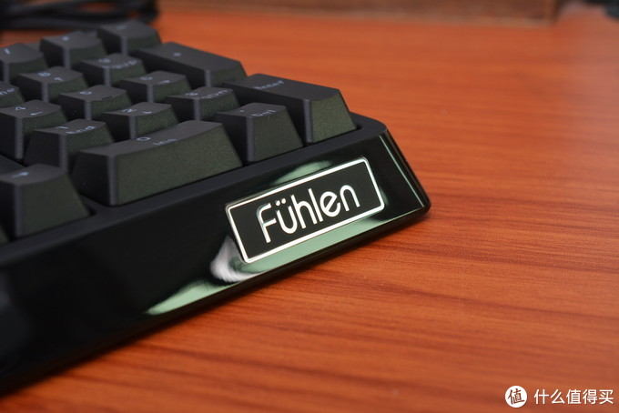 Fühlen 富勒 G900S 纯享版 键盘 开箱测评（附拆解）