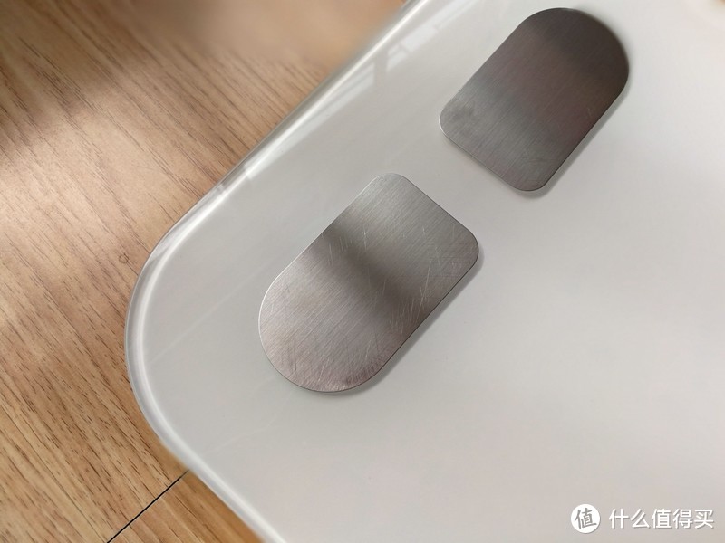 斐讯 S7智能体脂秤：全家人可以一起用的体脂秤！