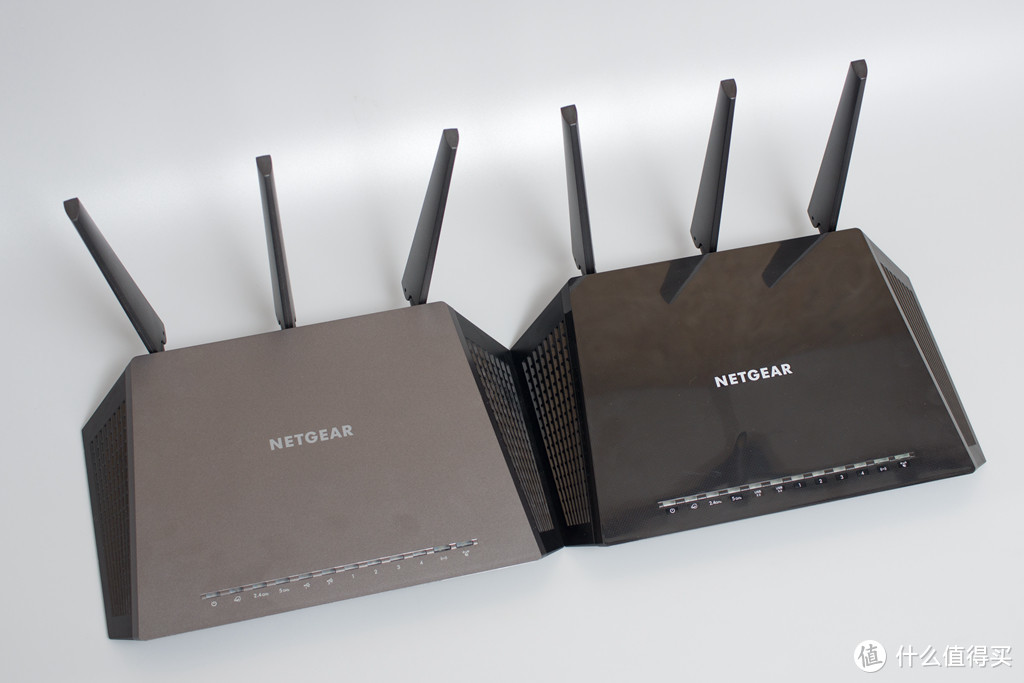 我家的第二路由器：NETGEAR 网件 R6800 VS R7000P & Linksys 领势 EA6500V2