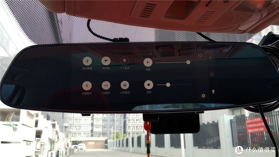 【超逸众测】小蚁智能后视镜领航版，语音互动真方便