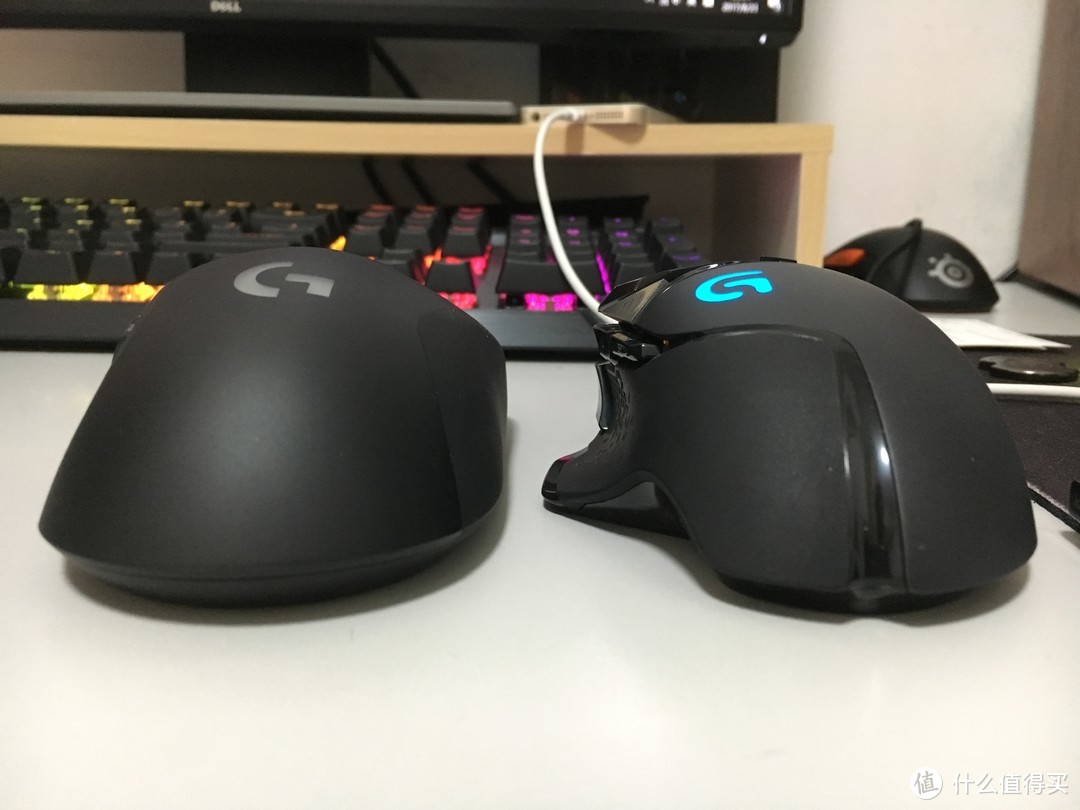 Logitech 罗技 G403 无线鼠标 开箱